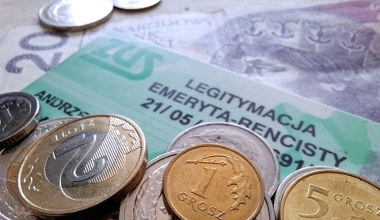 Średnia emerytura w Polsce. ZUS podał kwotę, masz tyle?