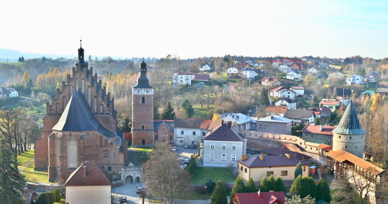 Średniowieczne mury obronne Biecza przetrwały do dziś /MONKPRESS/East News /East News