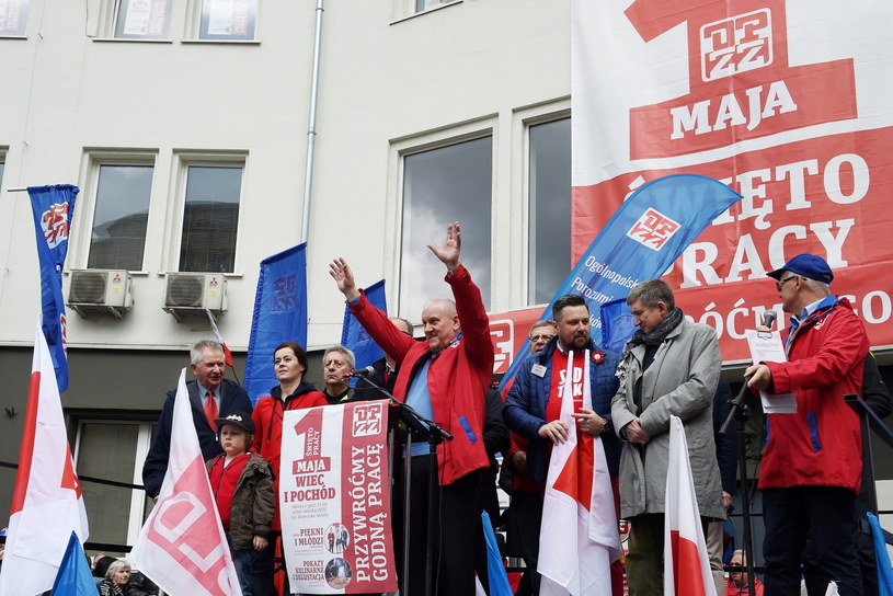 Środowiska lewicowe manifestowały w Warszawie /Marcin Obara /PAP