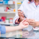 farmaceuci "Środy z Farmaceutą" w małopolskim NFZ. Konsultacja i podstawowe badania