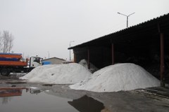 Sroga zima "zużyła" całe zapasy soli w Sosnowcu