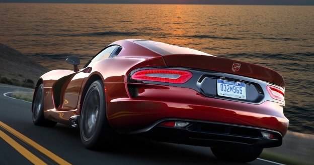 SRT Viper (2013) /Chrysler