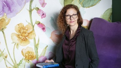 Stabilna praca, mieszkanie, wsparcie partnera i rodziny kluczowe dla decyzji o macierzyństwie