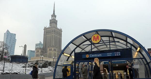 Stacja metra Warszawa Centrum. Fot. JAN BIELECKI /East News