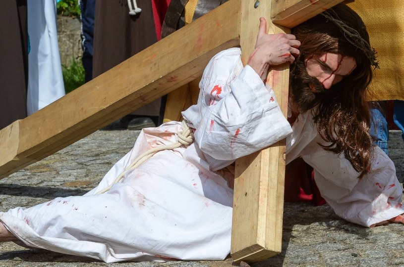 Stacje Drogi Krzyżowej. Ile ich jest i co oznaczają?