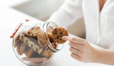 Stąd się bierze ochota na słodkie. Najczęściej problem dotyczy kobiet