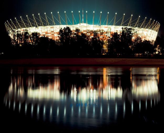 Stadion Narodowy w Warszawie nocą /&copy;123RF/PICSEL