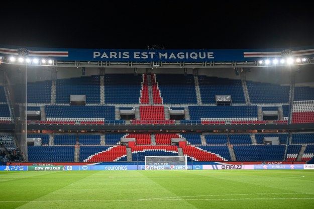 Stadion Parc des Princes /Shutterstock