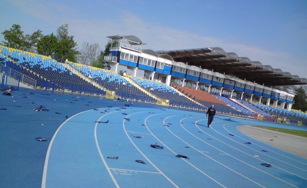 Stadion w Bydgoszczy po burdach pseudokibiców 