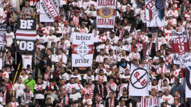 Kontrowersyjny dokument w Dwójce "Stadiony nienawiści" /fot /materiały prasowe