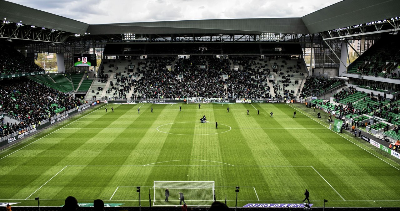 Stadtiom Geoffroy Guichard w Saint-Etienne - jedno z miejsc, w którym będą rozgrywane mecze Euro 2016 /AFP