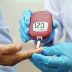 Stan przedcukrzycowy i cukrzyca są wskazaniem. Badania niezbędne w kontroli cukrzycy