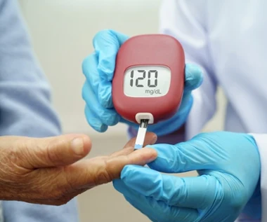 Stan przedcukrzycowy i cukrzyca są wskazaniem. Badania niezbędne w kontroli cukrzycy