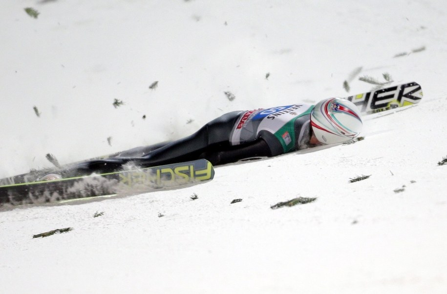 Stan szwajcarskiego skoczka jest stabilny /GEORG HOCHMUTH /PAP/EPA