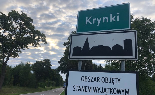 Stan wyjątkowy: Patrole na drogach, turyści opuszczają tereny przygraniczne