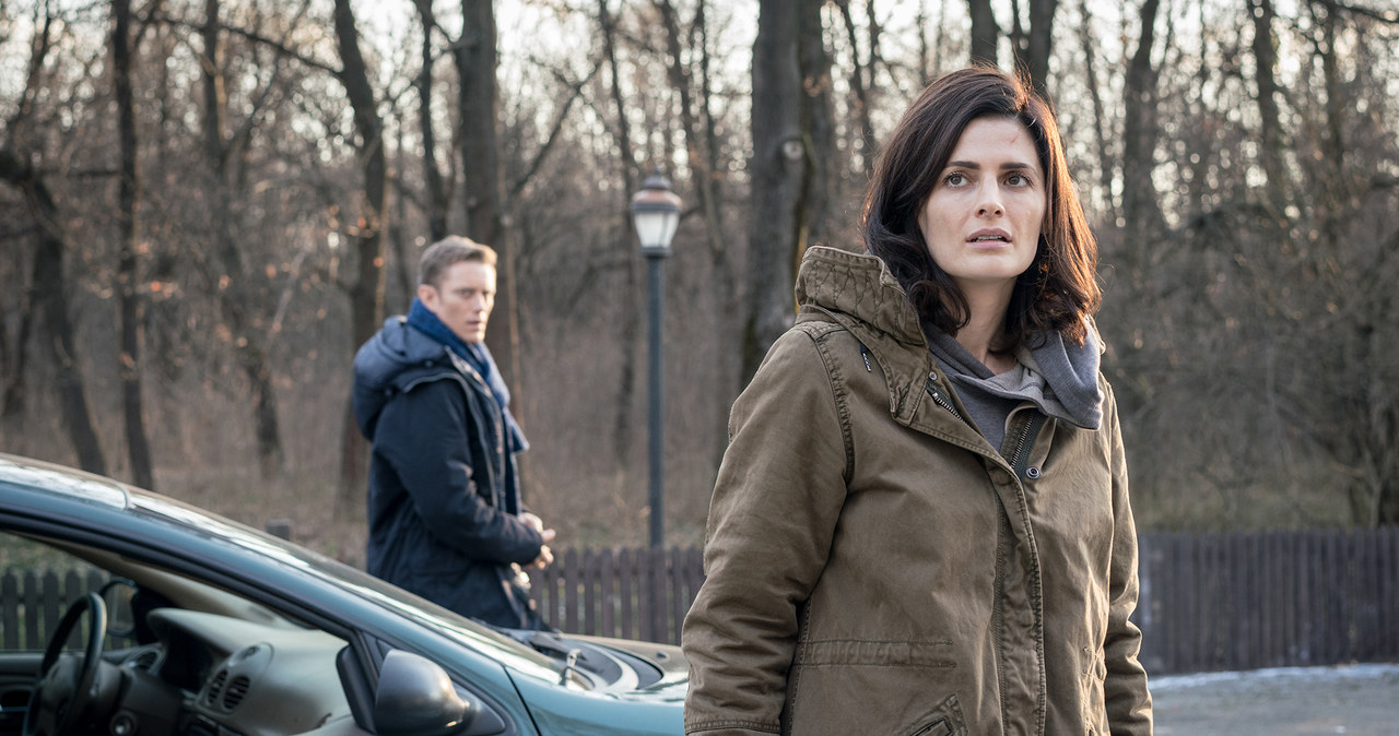 Stana Katic w serialu "Absentia" /AXN