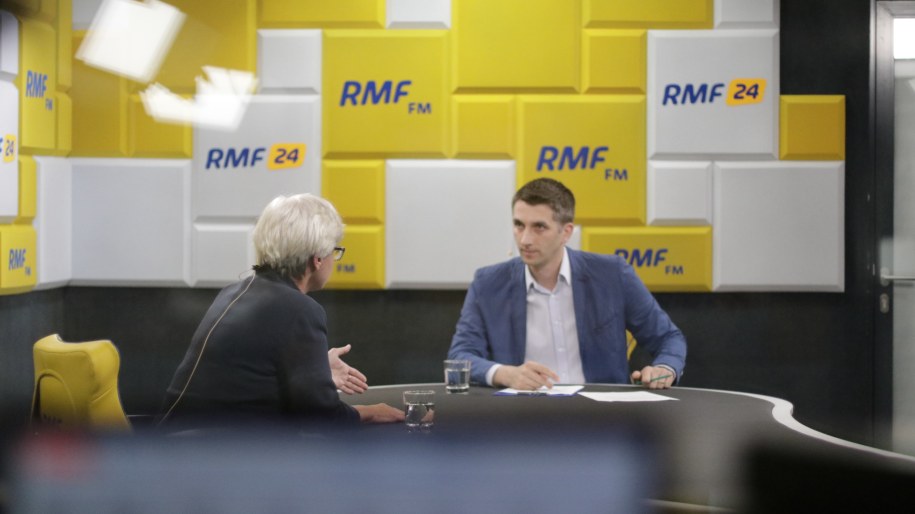 "Stanęliśmy wszyscy przed sytuacją niewyobrażalnej głupoty i braku wyobraźni minister Zalewskiej" - mówiła Joanna Kluzik-Rostkowska. /Michał Dukaczewski /RMF FM