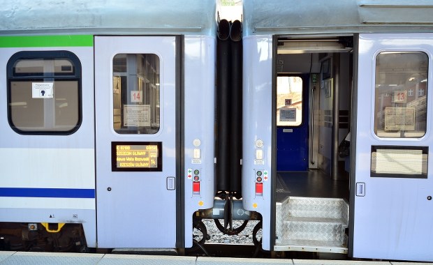 Stanęły pociągi. Nieuprawnione nadanie sygnału radio-stop