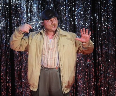 Stankiewicz przyznaje, że zostanie aktorem nie przyszło mu łatwo. - Zdawałem przez 6 lat, za każdym razem do kilku szkół - wspomina w rozmowie PAP i dodaje, że wszystkiemu winna była wada wymowy.

- Miałem krzywy zgryz, a kilkanaście lat temu nie zakładało się jeszcze aparatów ortodontycznych i to mnie przekreślało. Czasem jednak słyszałem miłe słowa, np., że mam pozytywną energię - śmieje się Stankiewicz.