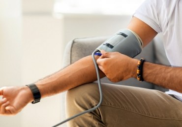 Stany zapalne wpływają na rozwój nadciśnienia? Chorują już nawet osiemnastolatkowie