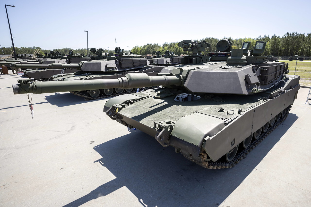 Stany Zjednoczone nie przekażą na razie Ukrainie czołgów Abrams