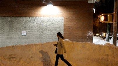 Stany Zjednoczone walczą z potężną śnieżycą