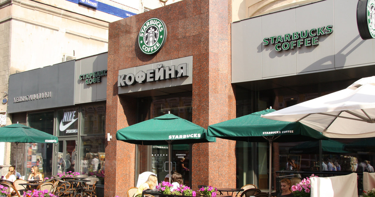 Starbucks Moskwa /123RF/PICSEL
