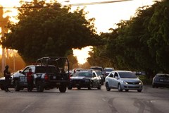 Starcia kartelu z policją w "twierdzy el Chapo". Mieszkańcy musieli porzucać auta i uciekać