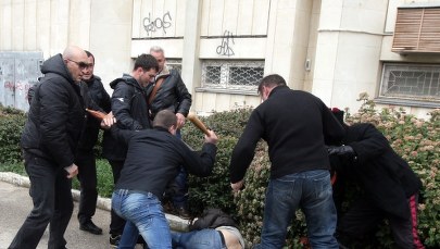 Starcia na Krymie. Jaceniuk: Nie oddamy nawet centymetra ziemi