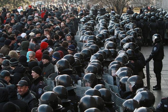 Starcia na Ukrainie trwają już od tygodni /PHOTOMIG /PAP/EPA