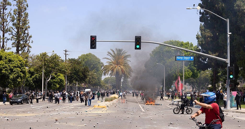 Starcia na ulicach LA. To protesty przeciwko polityce Trumpa /Anadolu / Contributor /Getty Images