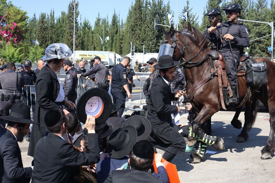 Starcia ultraortodoksyjnych Żydów (charedim) z izraelską policją /OREN ZIV/AFP/East News /East News