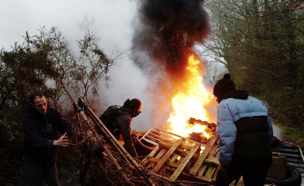 Starcia we Francji: Do akcji wkroczyli żandarmi oraz antyterroryści 