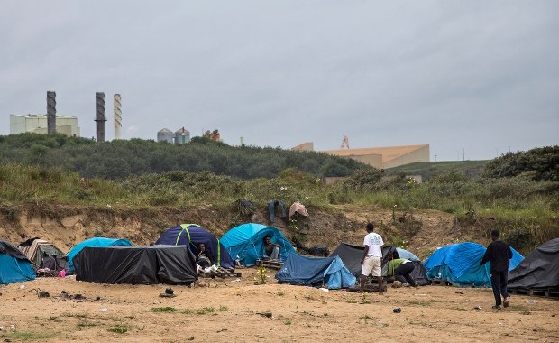 Starcia z imigrantami we Francji. Są ranni 