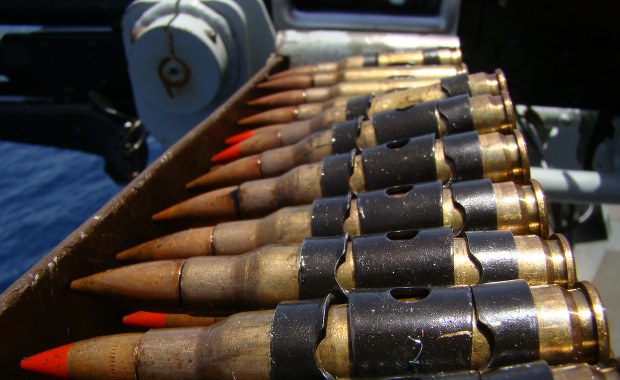 Starcie Polski i Francji w sprawie zakupu amunicji dla Ukrainy