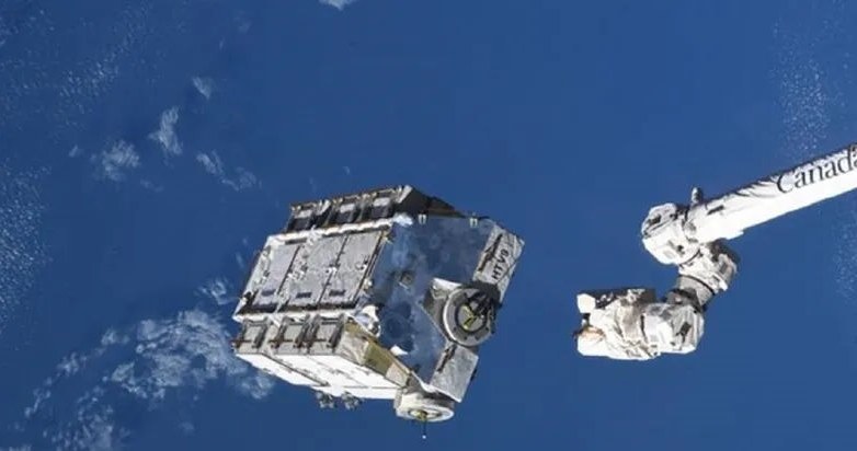 Stare baterie z ISS, które spadną gdzieś nad Niemcami. /NASA /materiał zewnętrzny