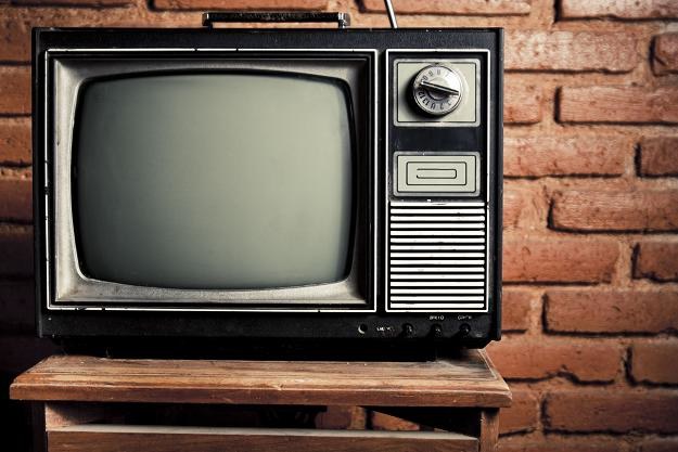 Stare telewizory nie będą odbierać sygnału cyfrowego /&copy;123RF/PICSEL