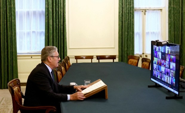 Starmer: Koalicja chętnych gotowa wdrożyć plany wojskowe w Ukrainie