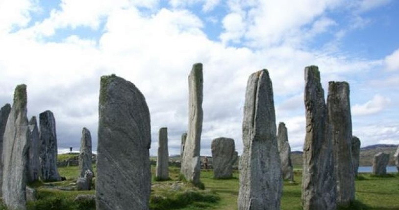 Starożytne megality. Fot. visitouterhebrides.co.uk /materiały prasowe