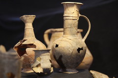 Starożytne naczynia ceramiczne odkryte w Izraelu