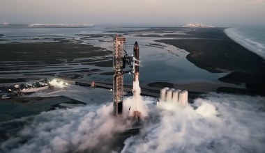 Starship odbędzie przełomowy lot. SpaceX chce złapać oba człony rakiety