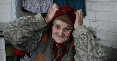 Starsi ludzie coraz częściej padają ofiarą swoich bliskich. Fot. Kamil Kajko /Agencja SE/East News