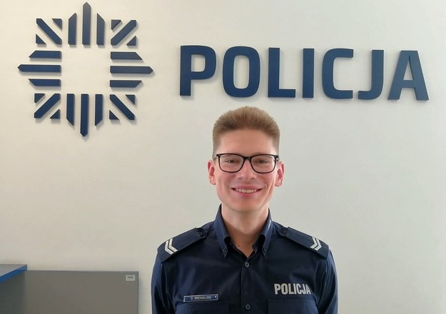 Starszy sierżant Damian Michalski, który uratował tonącą dziewczynę /Łódzka policja /Materiały prasowe