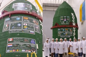 Start rakiety Dniepr z 37 satelitami