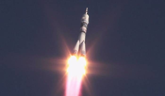Start rakiety ze statkiem załogowym Sojuz TMA-11M /NASA