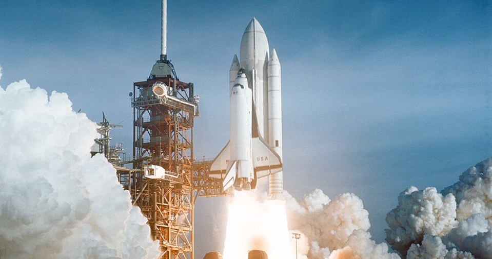 Start wahadłowca Columbia w dniu 12 kwietnia 1981 roku. /NASA /domena publiczna