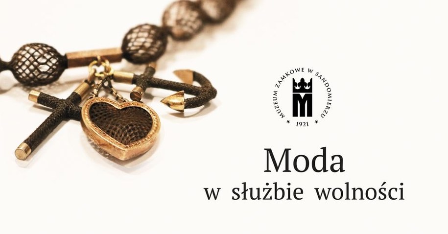 Startuje wystawa "Moda w służbie wolności" w Muzeum Zamkowym w Sandomierzu /Materiały prasowe