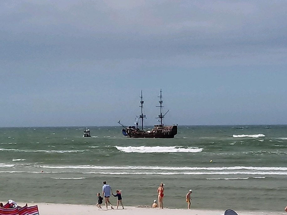 Statek Denega na mieliźnie /Gorąca Linia RMF FM /