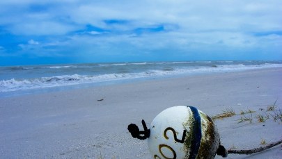 Statek ekologów zaatakowany w Zatoce Meksykańskiej. Rybacy obrzucili go butelkami z benzyną