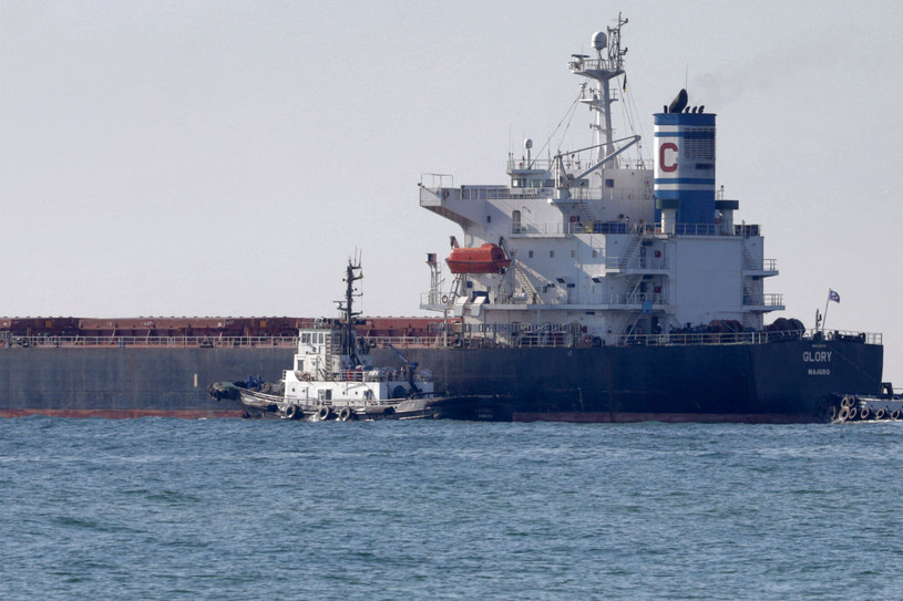 Statek M/V Glory, który utknął w Kanale Sueskim. Zdjęcie z sierpnia 2022 roku, gdy opuszczał on ukraiński port Czarnomorsk /OLEKSANDR GIMANOW/AFP /East News